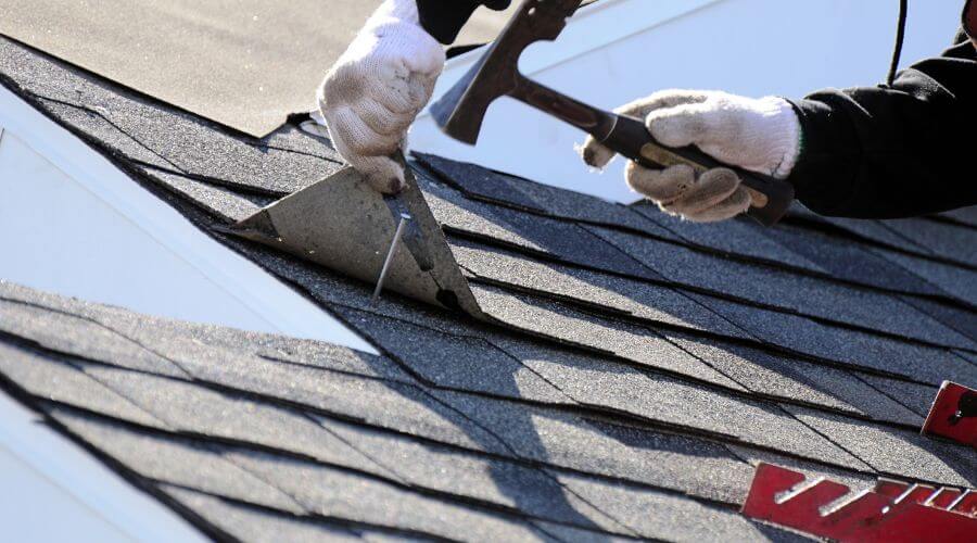 Professional gutter cleaning in Manderson, SD